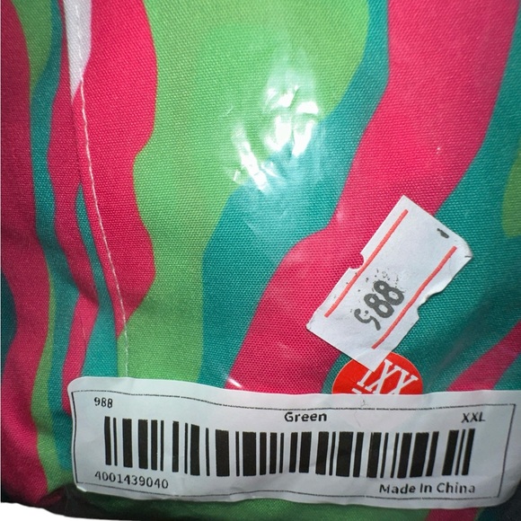 NEW Women’s 2X Plus Blouse Top Vibrant Button Down Collared Shirt Stunning - Picture 2 of 9